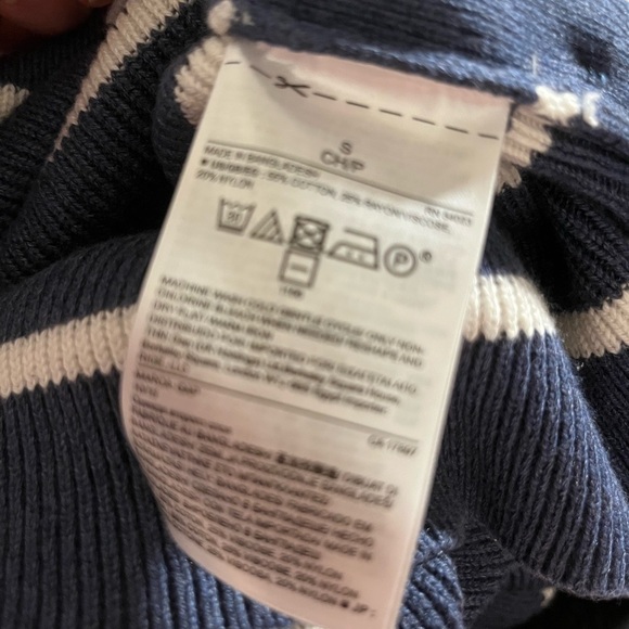 Banana Republic Navy White Striped Button-Side Long Sweater Small S like new - Picture 6 of 6